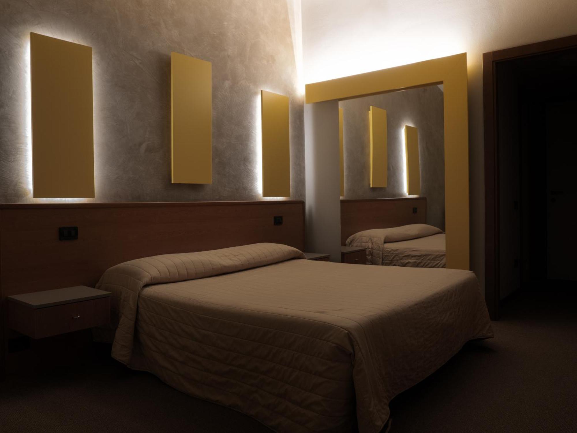 Dealuna Motel Fidenza Zewnętrze zdjęcie