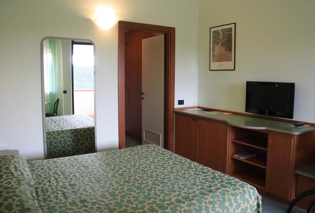 Dealuna Motel Fidenza Zewnętrze zdjęcie